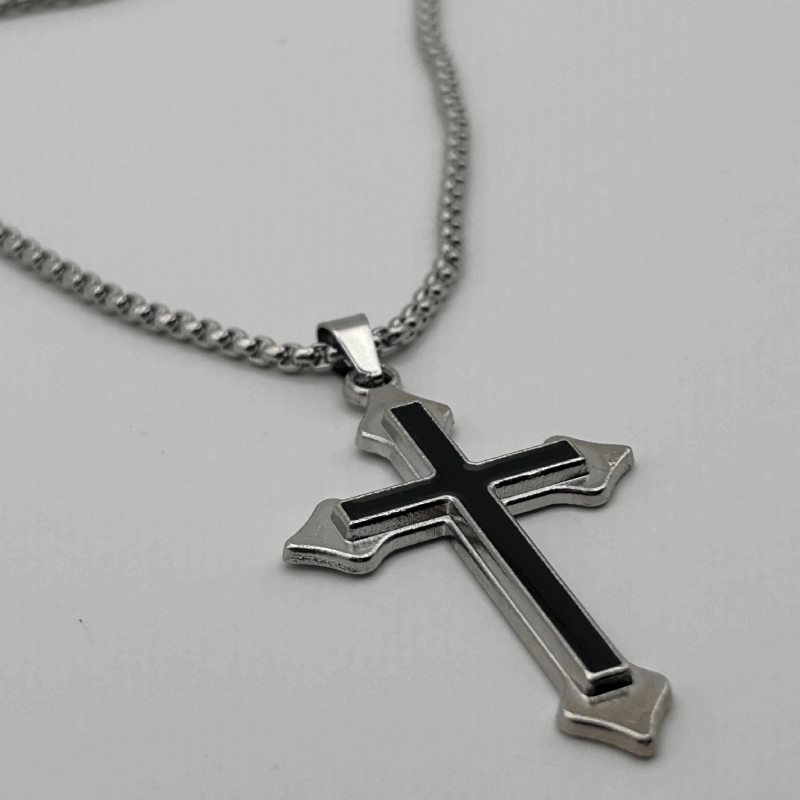 MORTEM CROSS NECKLACE