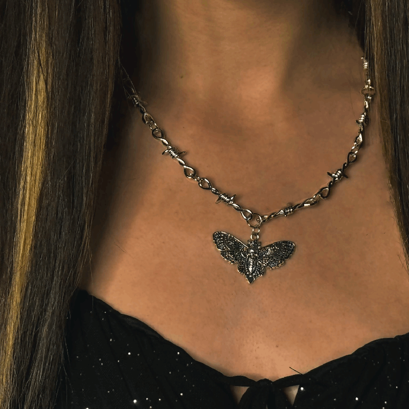 BARBED LUNA NECKLACE